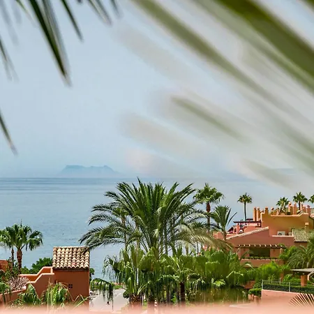 Luxury 3 Bed Duplex Penthouse, 3 Mins Walk To The Apartman