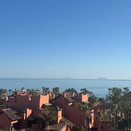 Apartman Luxury 3 Bed Duplex Penthouse, 3 Mins Walk To The *