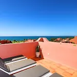 Appartement Luxury 3 Bed Duplex Penthouse, 3 Mins Walk To The *