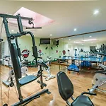 Appartement Luxury 3 Bed Duplex Penthouse, 3 Mins Walk To The Estepona