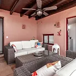 Luxury 3 Bed Duplex Penthouse, 3 Mins Walk To The Appartement Estepona
