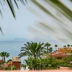 Luxury 3 Bed Duplex Penthouse, 3 Mins Walk To The Appartement