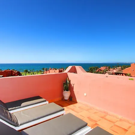 Appartement Luxury 3 Bed Duplex Penthouse, 3 Mins Walk To The *
